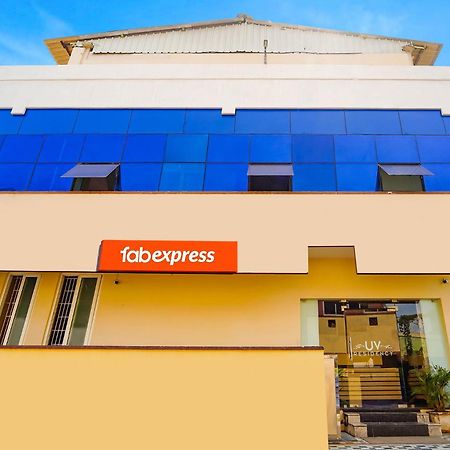 Fabexpress Uv Residency - 700M From Coimbatore International Airport Irugur Exterior foto