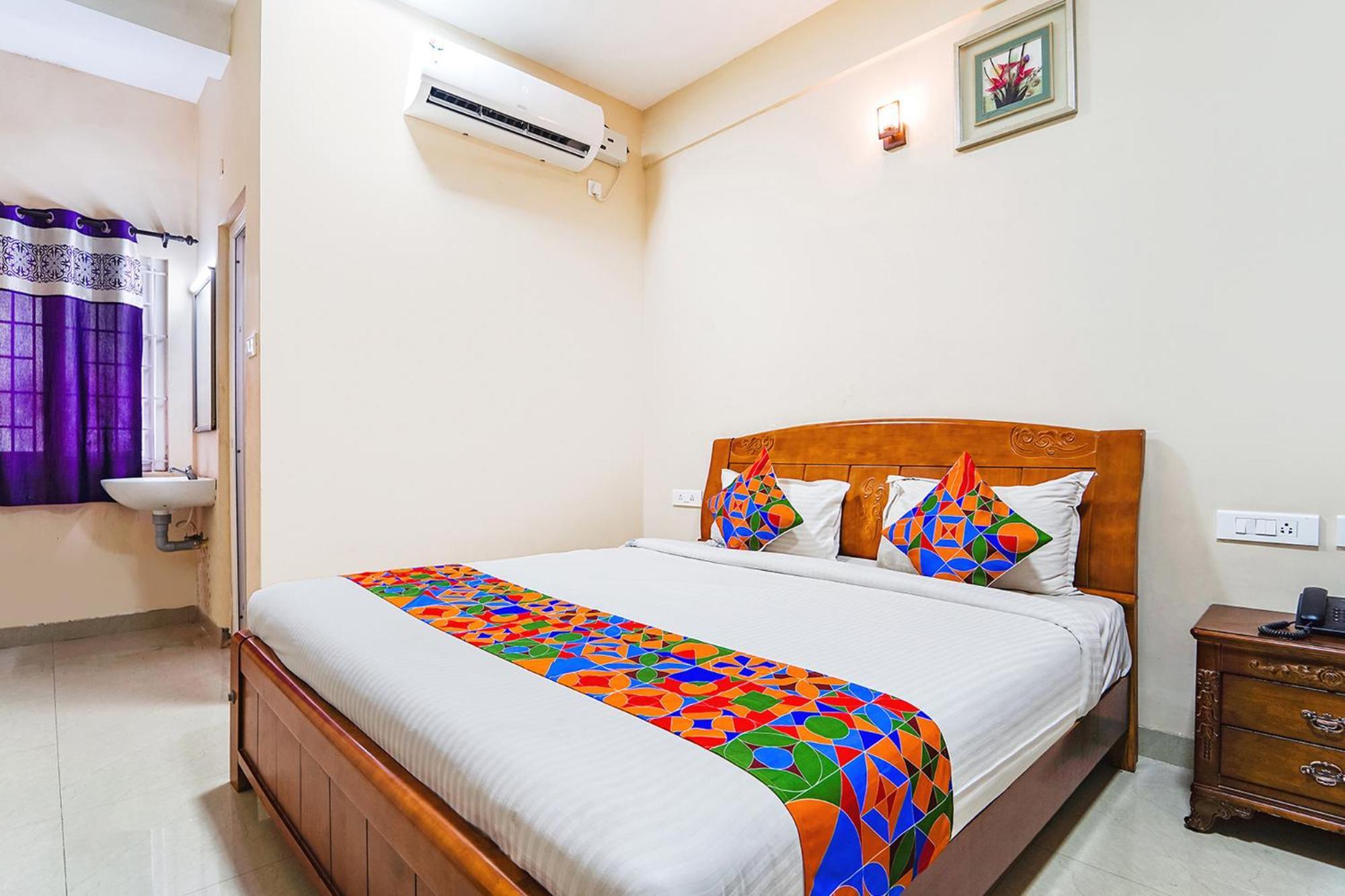 Fabexpress Uv Residency - 700M From Coimbatore International Airport Irugur Exterior foto
